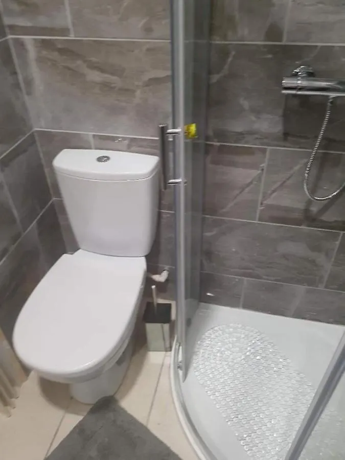 En Suite Bedrooms, Heaton, Newcastle United Kingdom