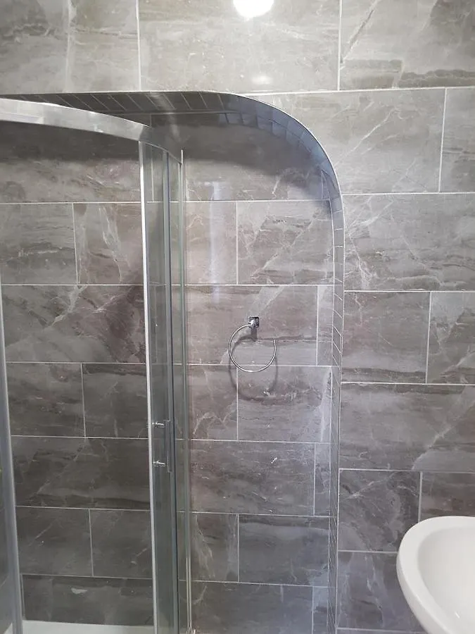 En Suite Bedrooms, Heaton, Newcastle 0*, Newcastle upon Tyne